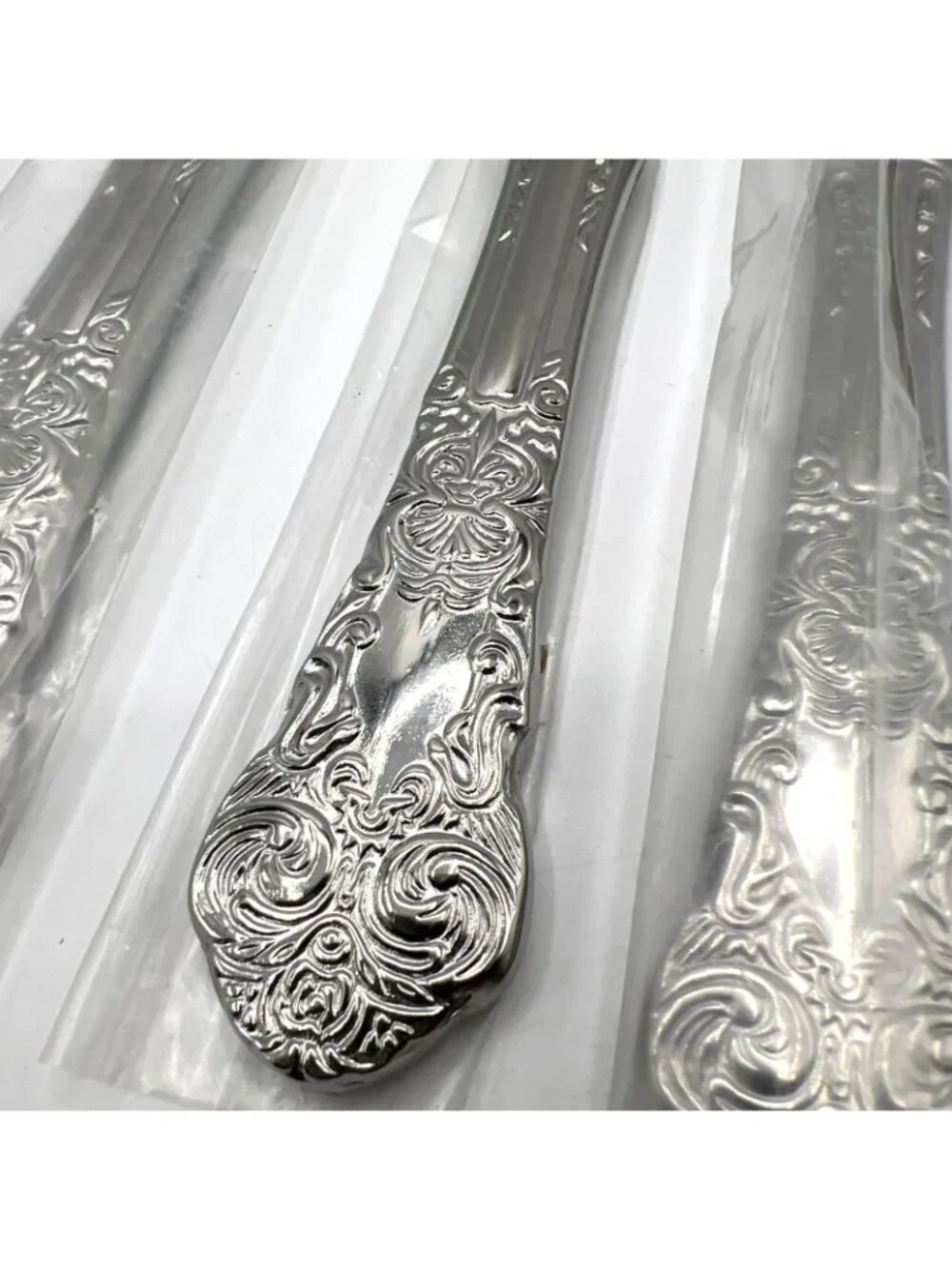 Reed & Barton French Renaissance Dinner Knives Set 4 Stainless Steel Flatware